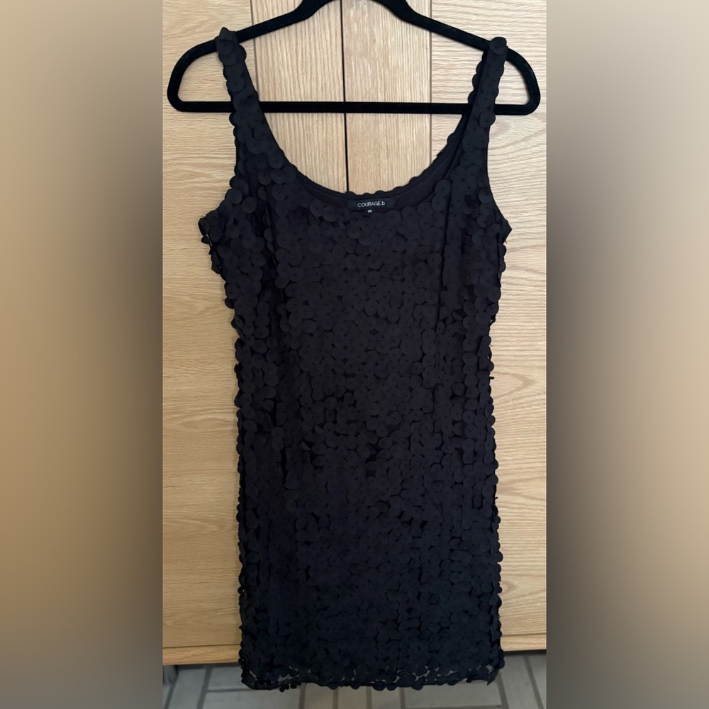 Women’s Courage.b Black Floral Appliqué Design Sleeveless Dress - Size M